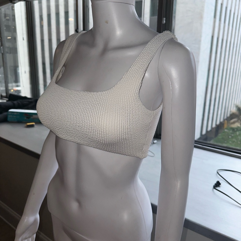 White Ribbed Crop Top - Picture 2 of 9